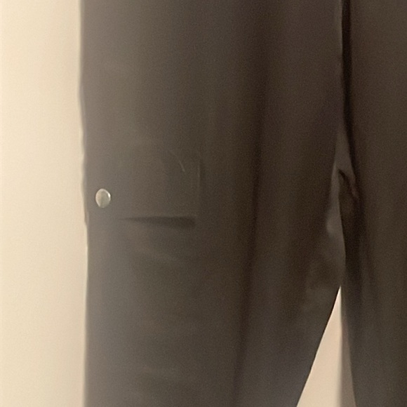 multi zip cargo pants - Picture 3 of 4